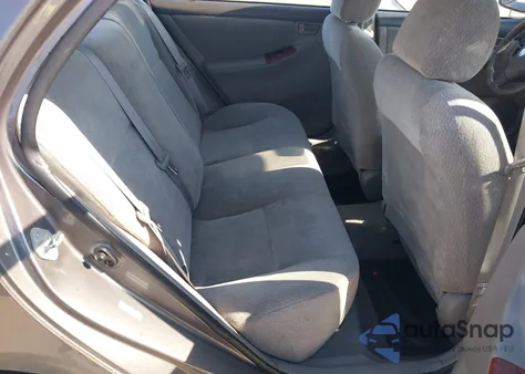 2004 Toyota Corolla Le z USA, uszkodzony, nr VIN 1NXBR32E24Z195280